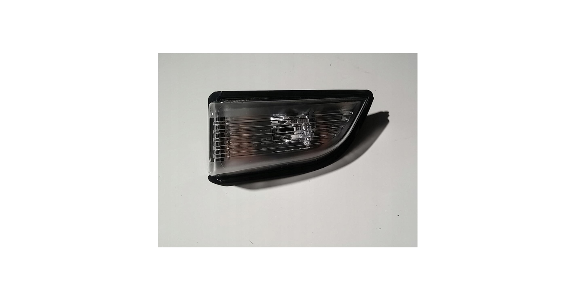 メル31438　38灯 Amazon.com: Genuine Volvo 31402416, Right Outside Mirror